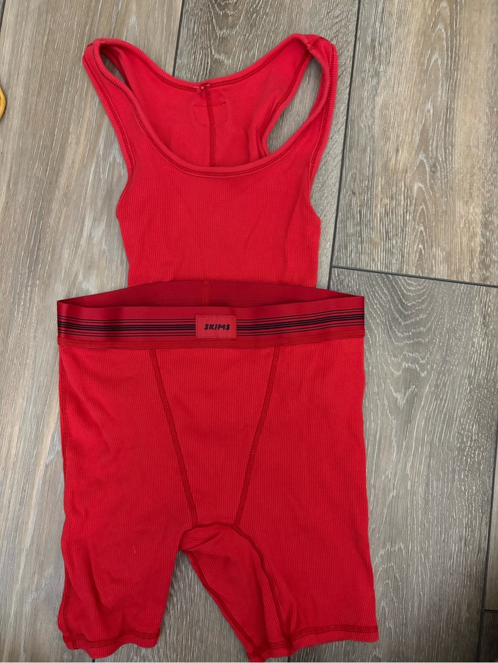 Skims Women’s tank and shorts